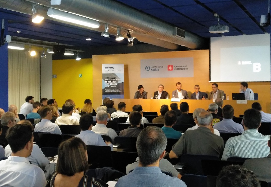 Concluye la 3ª edición del Foro «Infraestructuras de recarga eléctrica y vehículos eléctricos»